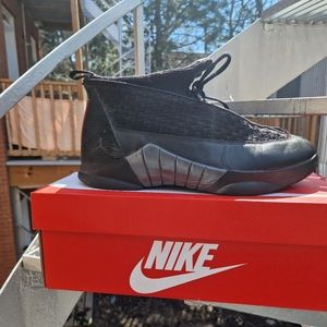 Air Jordan 15 Retro OG  Black & Varsity Red
